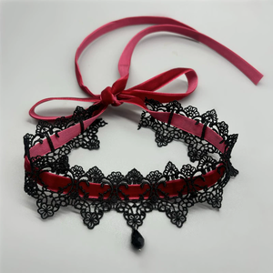 Gargantilla de Encaje Color Vino Tinto Oscuro con Diseño de Lazos y Cadena para Venta al por Mayor N26119 - Product Image 1