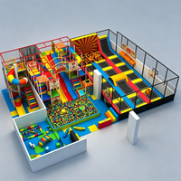 Aire de jeux intérieure commerciale personnalisée pour enfants, équipement de parc d'attractions, zone de trampoline, toboggan, piscine à balles colorée
