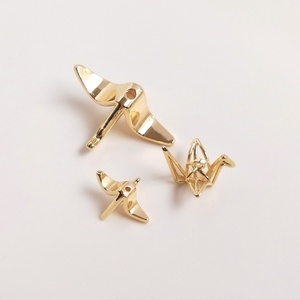 Charme créatif en forme de grue <span class=keywords><strong>origami</strong></span> 3D porte-bonheur de 10, 13, 19,5 mm, pendentif en laiton plaqué or pour accessoires de bijoux DIY - Product Image 2