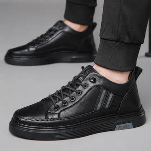 Chaussures de sport décontractées pour hommes en cuir véritable à lacets, noires, doublées en peluche pour l'automne, semelle en caoutchouc souple, semelle intermédiaire en EVA, avec logo sur la languette - Product Image 2