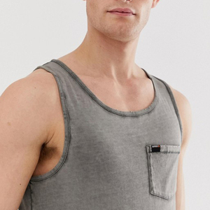 2020 venta al por mayor de alta calidad mens cuello redondo sin mangas Camiseta con bolsillo en <span class=keywords><strong>el</strong></span> pecho - Product Image 3
