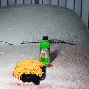 Champú de lavado de coches de alta <span class=keywords><strong>espuma</strong></span> a <span class=keywords><strong>precio</strong></span> de fábrica pH neutro para negocios de lavado de coches con detalles automáticos - Product Image 1