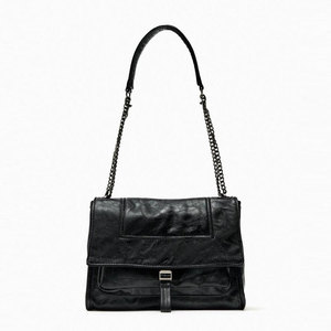 Colección de otoño 2024, bolso de hombro tipo bandolera de estilo Rock pequeño con efecto Creak negro de inspiración americana europea para mujer - Product Image 1