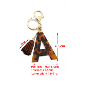 Llavero de acrílico con borla, llavero con letra inicial a la moda para bolso o recuerdo - Product Image 2