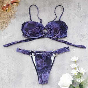 Custom Roxo Cobra Impressão Bandeau <span class=keywords><strong>Bikini</strong></span> Set Alças Ajustáveis & Anel De Metal Detalhes OEM Retro Swimsuit - Product Image 2