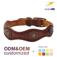 Maßgefertigtes Retro-Hundehalsband aus Echtem Leder mit Handgearbeiteten Blumenmotiven und Kupfer-Conchos, Western-Stil, Breit und Wellenförmig, Verstellbar
