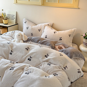 Parure de lit quatre pièces Waxy Ji Automne Hiver, style simple et frais, motif cœur de fille, en <span class=keywords><strong>velours</strong></span> chaud rembourré avec teinture réactive - Product Image 2