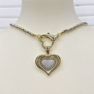 BD-D1199 Collana con Ciondolo a Cuore Placcato Oro, Pendente a Cuore Cavo con Zirconia Cubica, Charm d'Amore per Collana, Gioielli di San Valentino - Product Image 1