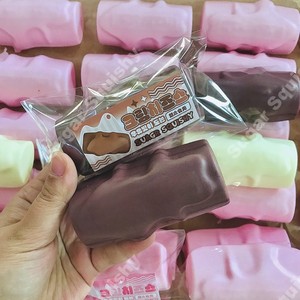 Produit transfrontalier très vendu : Barre de crème souple tricolore à remontée lente, jouet anti-stress Squishy Sugar - Product Image 6