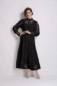 เสื้อเบลาส์และกระโปรงแขนยาวลูกไม้ลายฉลุสีทึบสไตล์วินเทจหรูหราสำหรับสำนักงาน2ชิ้น2024 - Product Image 4