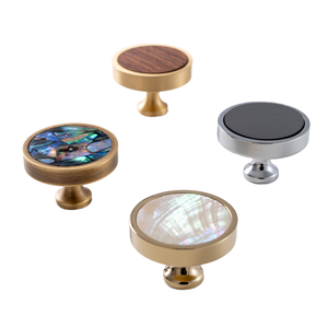 Perilla de Latón Macizo de Estilo Nórdico Moderno y Minimalista para Cajones, Armarios, Puertas de Gabinetes, Cocina, Dormitorio, Baño y Uso en Exteriores - Product Image 4