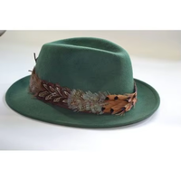 Épingle de chapeau de coq personnalisée magnifique avec garniture en plumes pour costume masculin DIY, accessoire de coiffure pour chapeau Fedora, motif teint