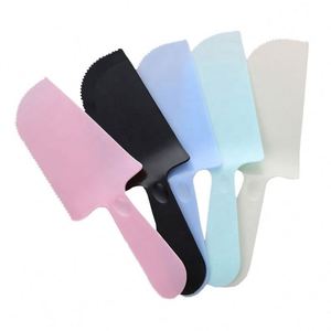 Couteau et fourchette à gâteau jetables écologiques en plastique noir, rose, transparent, rectangulaires, en vrac, emballage individuel en sachet OPP - Product Image 1