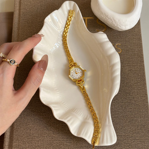 <span class=keywords><strong>Montre</strong></span> pour femme N&S plaquée or 18 carats, minimaliste, en alliage d'or délicat, luxe léger, mode étudiante - Product Image 2