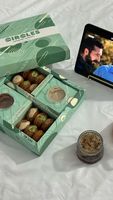 Boîte à chocolats de luxe pour mariage et Saint-Valentin, avec séparateurs estampés à chaud, pour invités, boîte carrée pour bonbons