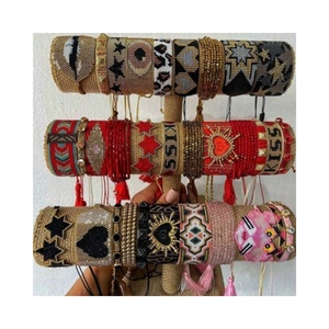 Conjunto de Pulseras Populares en Instagram <span class=keywords><strong>Miyuki</strong></span> <span class=keywords><strong>Delica</strong></span> 11/<span class=keywords><strong>0</strong></span> Hechas a Mano de Alta Calidad con Cuentas Japonesas y Borlas Ajustables - Product Image 1