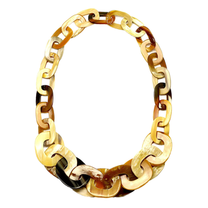 Collar clásico de perlas naturales para mujer Cuerno de buey de búfalo ecológico para aniversarios Fiestas Compromisos Bodas - Product Image 1