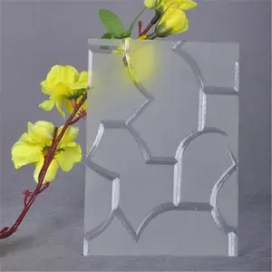 זכוכית דוגמת קראטאצ'י בעיצוב ייחודי