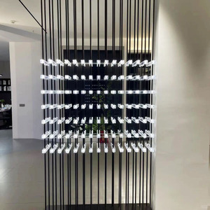 Venta caliente 3*3*30cm estante de vino acrílico soporte de exhibición de montaje en pared con clavijas cuadradas para muebles para el hogar - Product Image 2