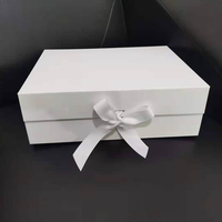 Boîte cadeau pliable magnétique noire haut de gamme avec revêtement en éponge, matériaux recyclés, design tendance, impression de logo personnalisée