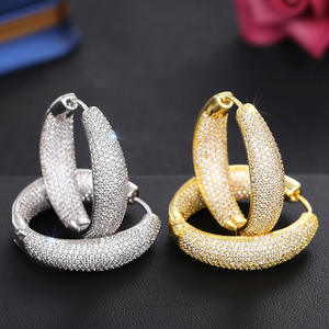 Orecchini a Cerchio in Argento 925 per Donna, con Cristalli e Strass, Minimalisti per Uso Quotidiano, con Micro Incastonature - Product Image 5