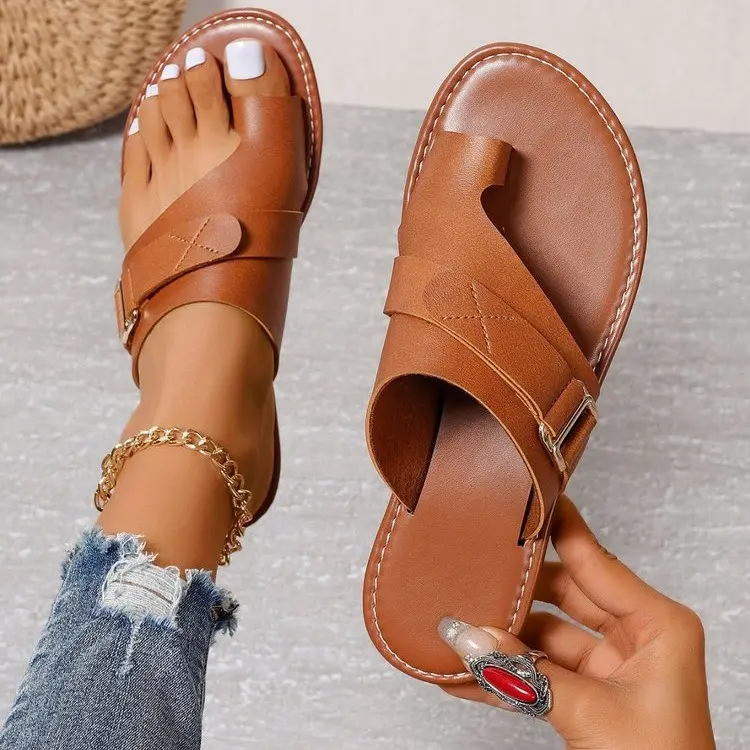 Hausschuhe Frauen Sommer Outdoor Große Zehen Flache Unterseite Damenschuhe Schnalle Retro Mode Gürtel Schnalle Strand Sandalen