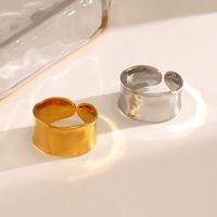Zierlicher Edelstahlring mit 18K Goldplattierung, massiver, gewölbter Ewigkeitsring für Damen, Hochzeits- und Verlobungsgeschenk im minimalistischen Stil.