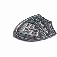Insignes de logo métallique à crochet et boucle en TPU gaufré 3D personnalisé Étiquettes de transfert de chaleur Patchs souples en TPU haute fréquence