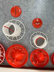 Agua potable <span class=keywords><strong>de</strong></span> pollos <span class=keywords><strong>de</strong></span> plástico Cubo <span class=keywords><strong>de</strong></span> alimentación <span class=keywords><strong>de</strong></span> agua plástica Máquina <span class=keywords><strong>de</strong></span> moldeo por inyección - Product Image 4