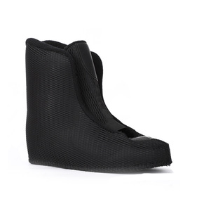 Chaussures de patinage pour adultes et enfants <span class=keywords><strong>Patins</strong></span> <span class=keywords><strong>à</strong></span> <span class=keywords><strong>glace</strong></span> <span class=keywords><strong>à</strong></span> coque dure <span class=keywords><strong>Patins</strong></span> monobloc - Product Image 4