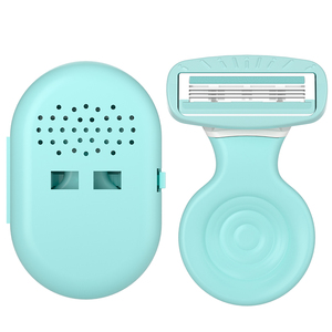 <span class=keywords><strong>Rasoir</strong></span> pour <span class=keywords><strong>femme</strong></span> en métal à triple lame en acier inoxydable avec étui de voyage - Product Image 5