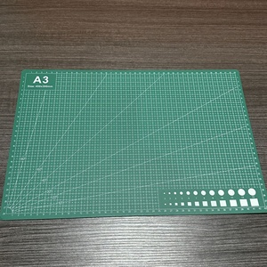 <span class=keywords><strong>Tapis</strong></span> <span class=keywords><strong>de</strong></span> <span class=keywords><strong>découpe</strong></span> rotatif A3 double face 3 couches pour travaux manuels, <span class=keywords><strong>couture</strong></span>, loisirs créatifs, tissus, scrapbooking <span class=keywords><strong>de</strong></span> précision - Product Image 3