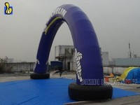 Fabricant gonflable extérieur de porte pour l'arc gonflable de publicité de marque de pneu de véhicule