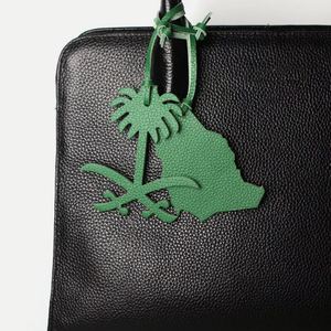 Colgante de mapa de Arabia Saudita, espada árabe y palmera, amuleto para bolso, accesorio de llavero de PU - Product Image 2