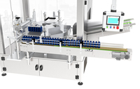 Solution de cartonnage automatisée comprenant des griffes souples imprimées en 3D et des poussoirs latéraux pneumatiques pour un cartonnage multi-bouteilles fiable