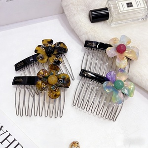 Pinzas de Pelo de Acetato Duraderas y Sencillas con Diseño de Flor para el Día de San Valentín - Product Image 1