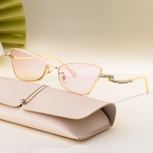 Nouveautés 2026 – Lunettes de soleil œil-de-chat pour femme, monture métallique intégrale, tendance diamant, protection UV400, idéales pour le street style et les activités extérieures - Product Image 5
