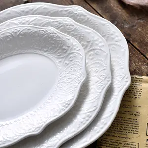 High Quality Porcelain Dinner Plate 10.5'' Embossed Printing Dinnerware Plate For Dinner Restaurant Family Party And Kitchen