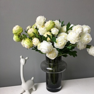 Venta al por mayor de cristalería decorativa flor <span class=keywords><strong>artificial</strong></span> copa de champán flautas placa de cristal <span class=keywords><strong>para</strong></span> tienda banquete decoración del banquete de boda - Product Image 6
