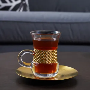 Arapça kahve seti lüks renkli boyalı çay fincanı kahve Glassthin bel türk çay seti ile özelleştirilmiş renk tabaklar