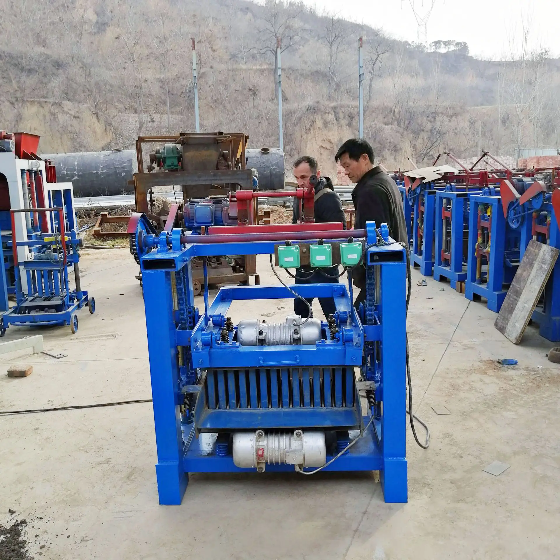 easy to operate sand and plastic automatic making machine manual hollow block concrete bricks mould