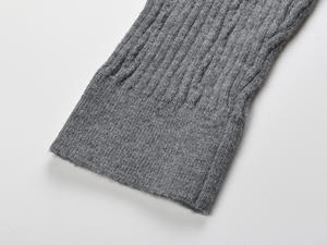 Nuovi Arrivi Primavera 2026: <span class=keywords><strong>Elegante</strong></span> Completo Donna <span class=keywords><strong>con</strong></span> Maglione Grigio a Collo in <span class=keywords><strong>Pizzo</strong></span> e Minigonna Lavorata a Maglia, Set 2 Pezzi - Product Image 5