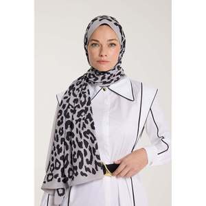 Pure Tone Shawl - Leopard Pattern - Soft Gray - Black - Leopard Pattern - Soft Gray - Black - Product Image 4