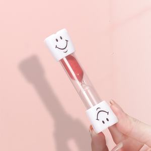 Toptan Özel Logolu Renkli Modern El Yapımı Mutfak Çocuk Oyuncağı Gülen Yüzlü Plastik Kum Saati 3 Dakika Zamanlayıcı ile - Product Image 3