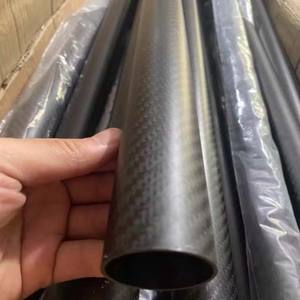 完全カスタマイズ可能な大径3Kカーボンチューブ 100mm-300mm外径 軽量ロール巻きブラックXRカーボンチューブ - Product Image 1