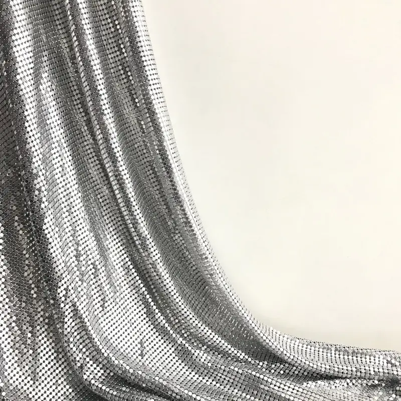 Tenda per tendaggi in tessuto a rete metallica con fiocco in maglia di alluminio lucido lucido argento lucido