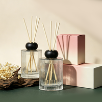 Nouvel arrivage : Ensemble de flacons diffuseurs en verre pour huiles parfumées avec coffret cadeau haut de gamme. Stock limité, réduction sur les achats en gros disponible.