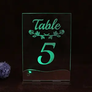 रंगीन पारदर्शी एक्रिलिक प्रकाश एलईडी टेबल संख्या प्रदर्शन धारक के लिए पार्टी
