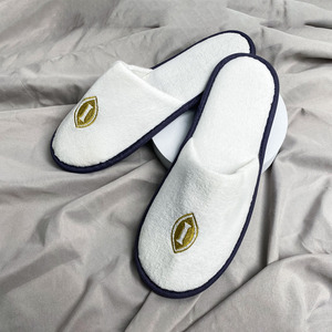 Toptan özelleştirilmiş otel tek kullanımlık spa terlikleri yıkanabilir waffle dokunmamış mercan kadife tek kullanımlık otel terliği - Product Image 3