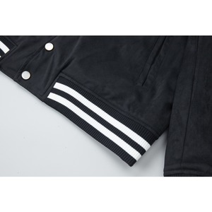 Chaqueta Varsity Louis Vuitton Negra de Gamuza con Logotipo Bordado de Monograma Gigante - Product Image 4